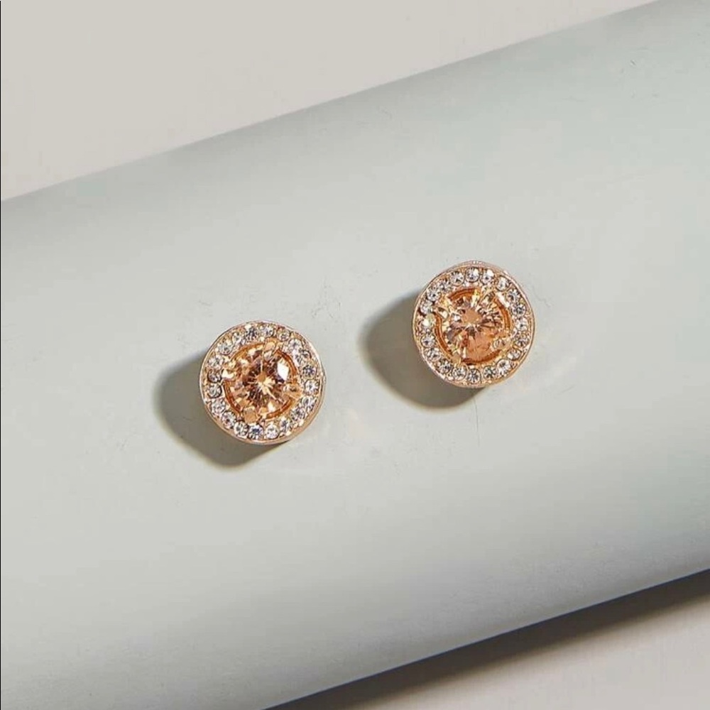Gem Rhinestone Stud